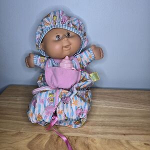 1992 Cabbage Patch Kids Love N Care Toddler Collection Brown Eyes Girl Doll